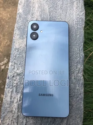 Samsung Galaxy A06 64 GB Blue