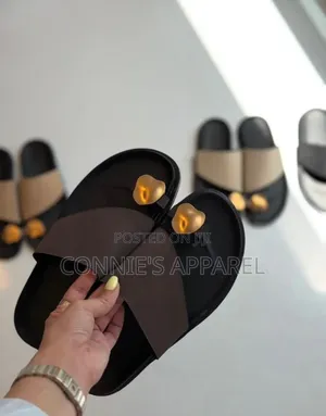 Ladies Quality Slippers Fresh in Box