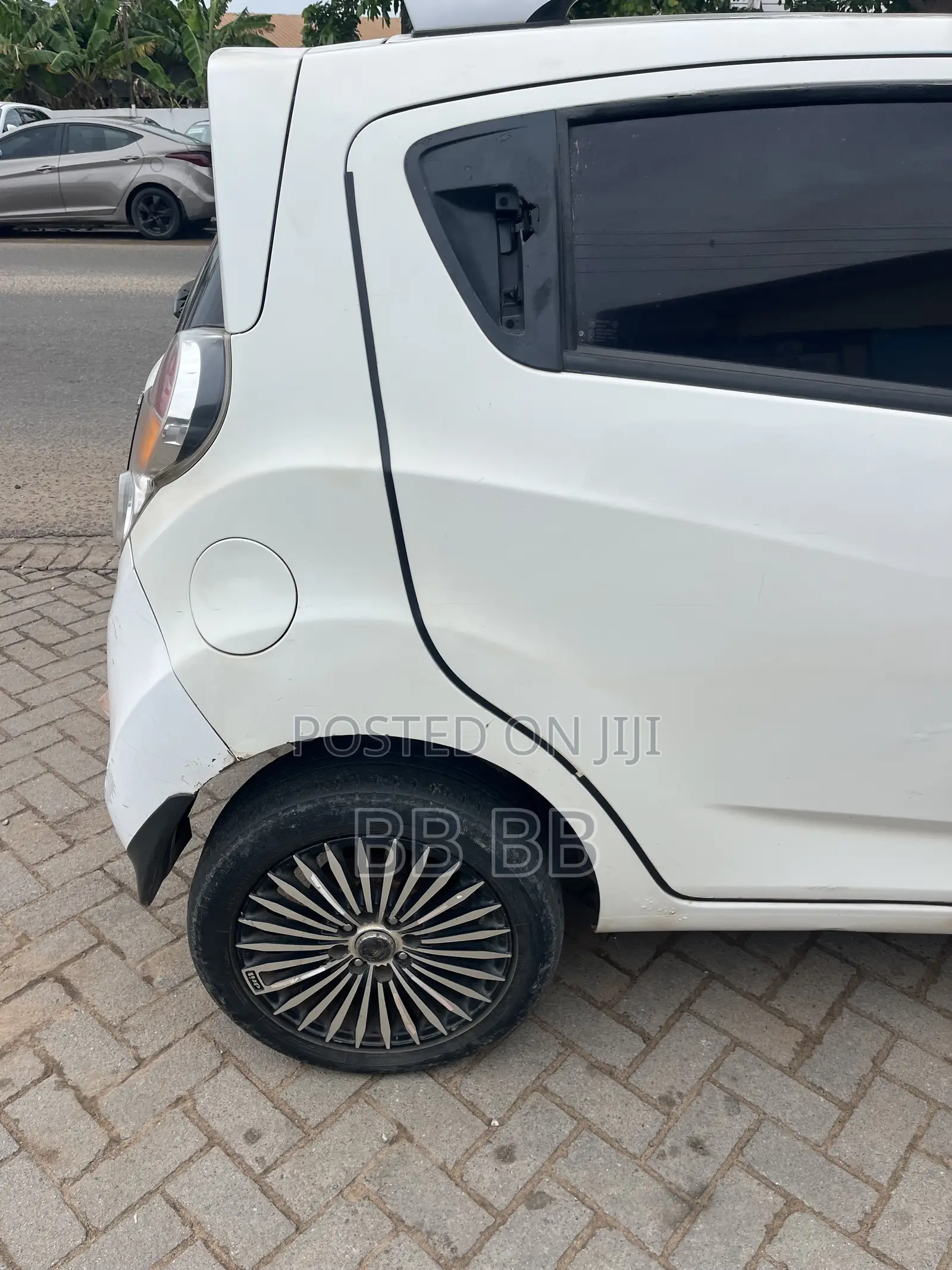 Chevrolet Spark 2013 White
