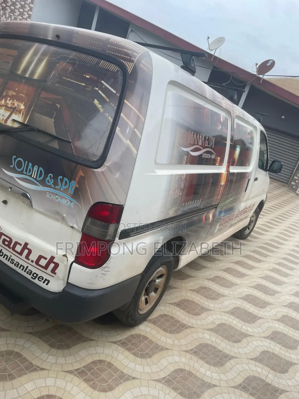 Toyota HiAce 2010 White