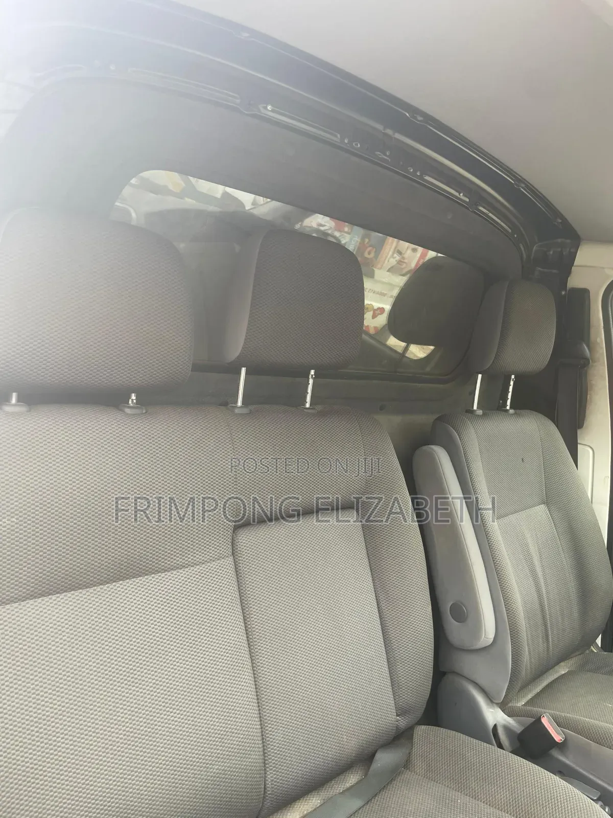 Toyota HiAce 2010 White