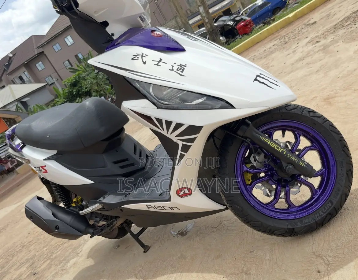 Motorcycle 2021 White