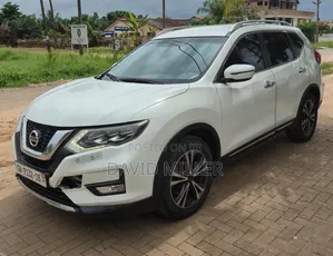 Nissan X-Trail 2.5 Petrol AWD 2018 White