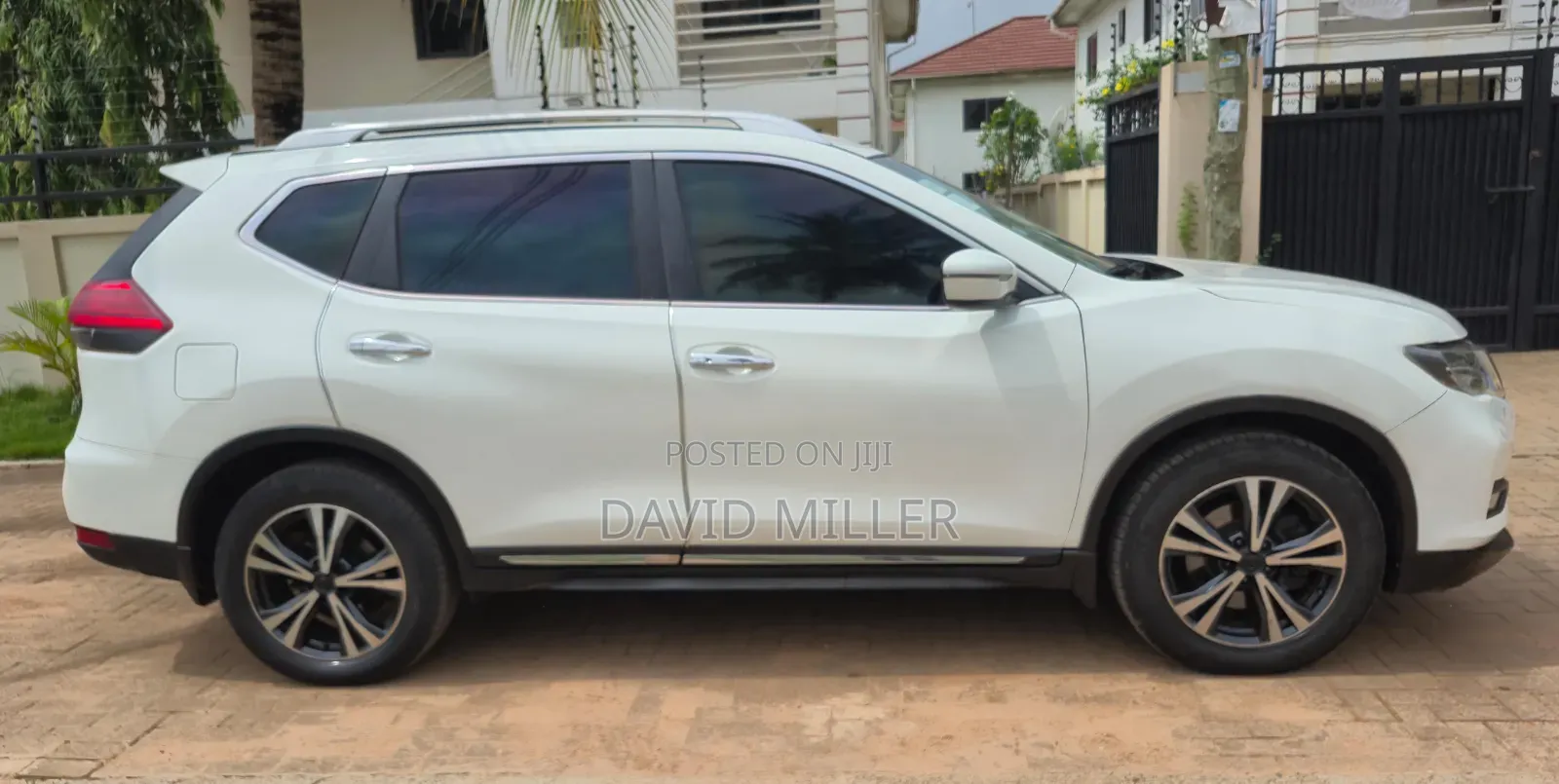 Nissan X-Trail 2.5 Petrol AWD 2018 White