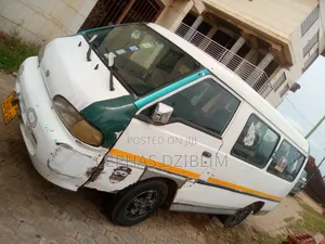 Hyundai H-100 2003 White