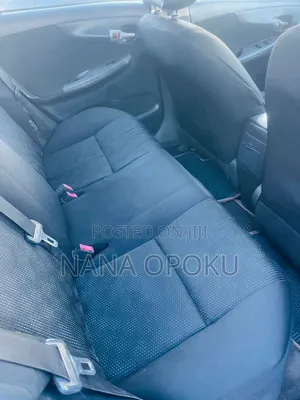 Toyota Corolla 2010 Black
