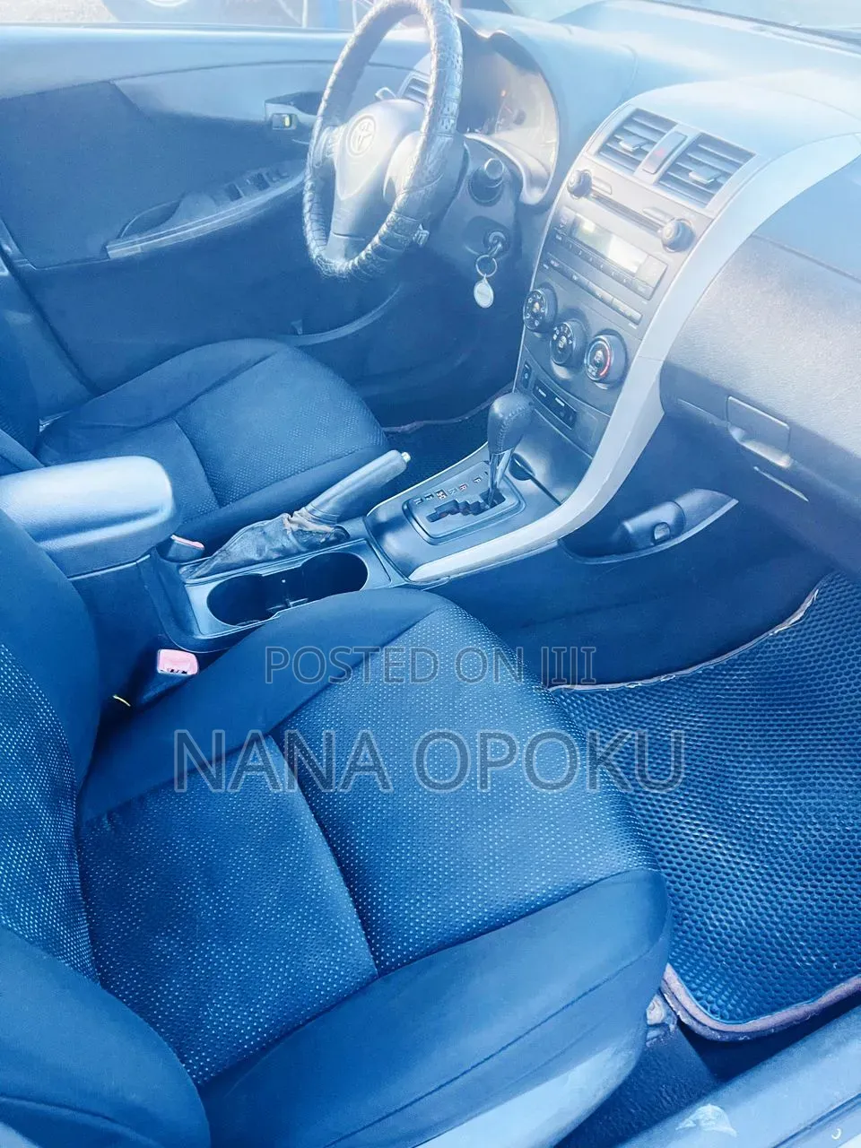 Toyota Corolla 2010 Black