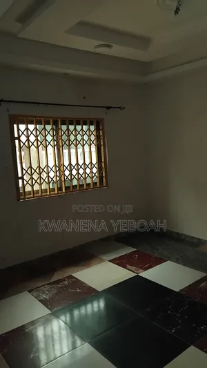 2bdrm Apartment in Ablekuma for rent