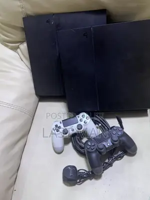 Playstation 4 500gig Standard Jailbreak With 10 Wild Games and One Pad