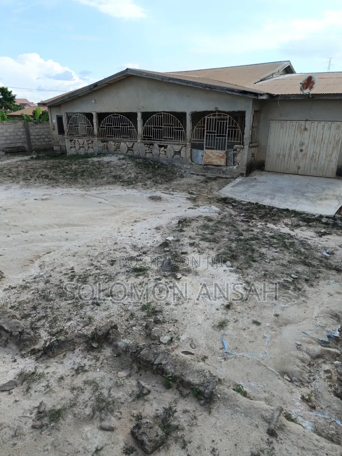 6bdrm House in Free Will Agency, Kumasi Metropolitan for sale