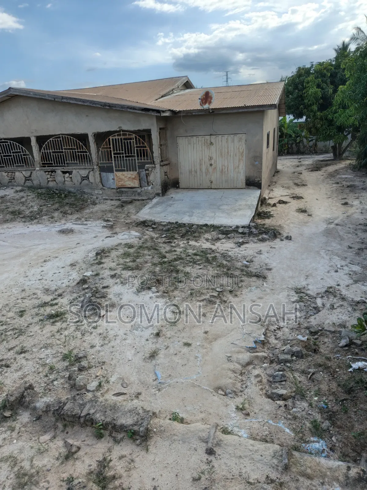 6bdrm House in Free Will Agency, Kumasi Metropolitan for sale
