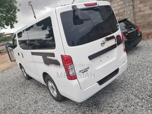 Nissan Caravan (Urvan) 2014 White