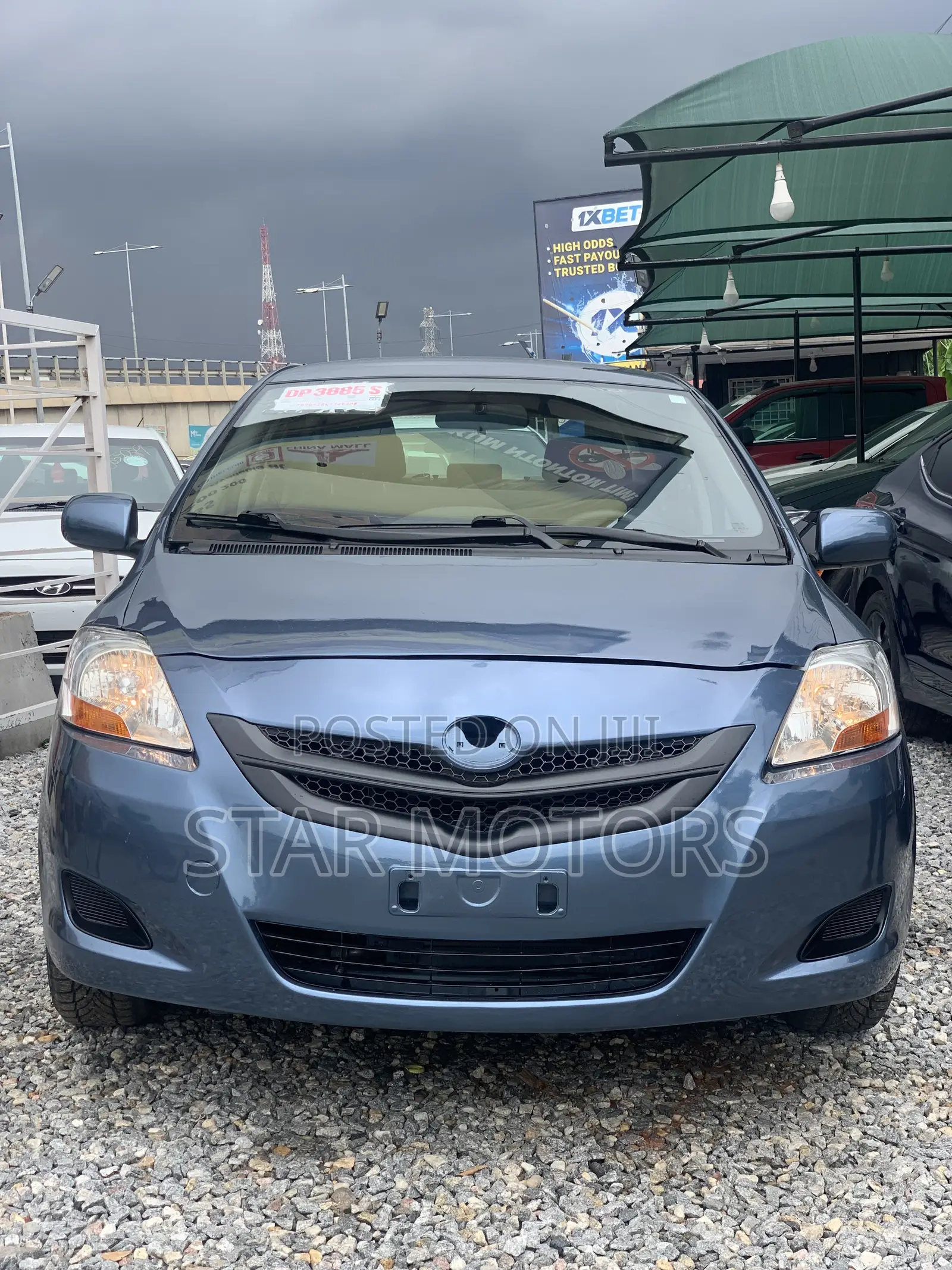 Toyota Yaris 2012 Blue