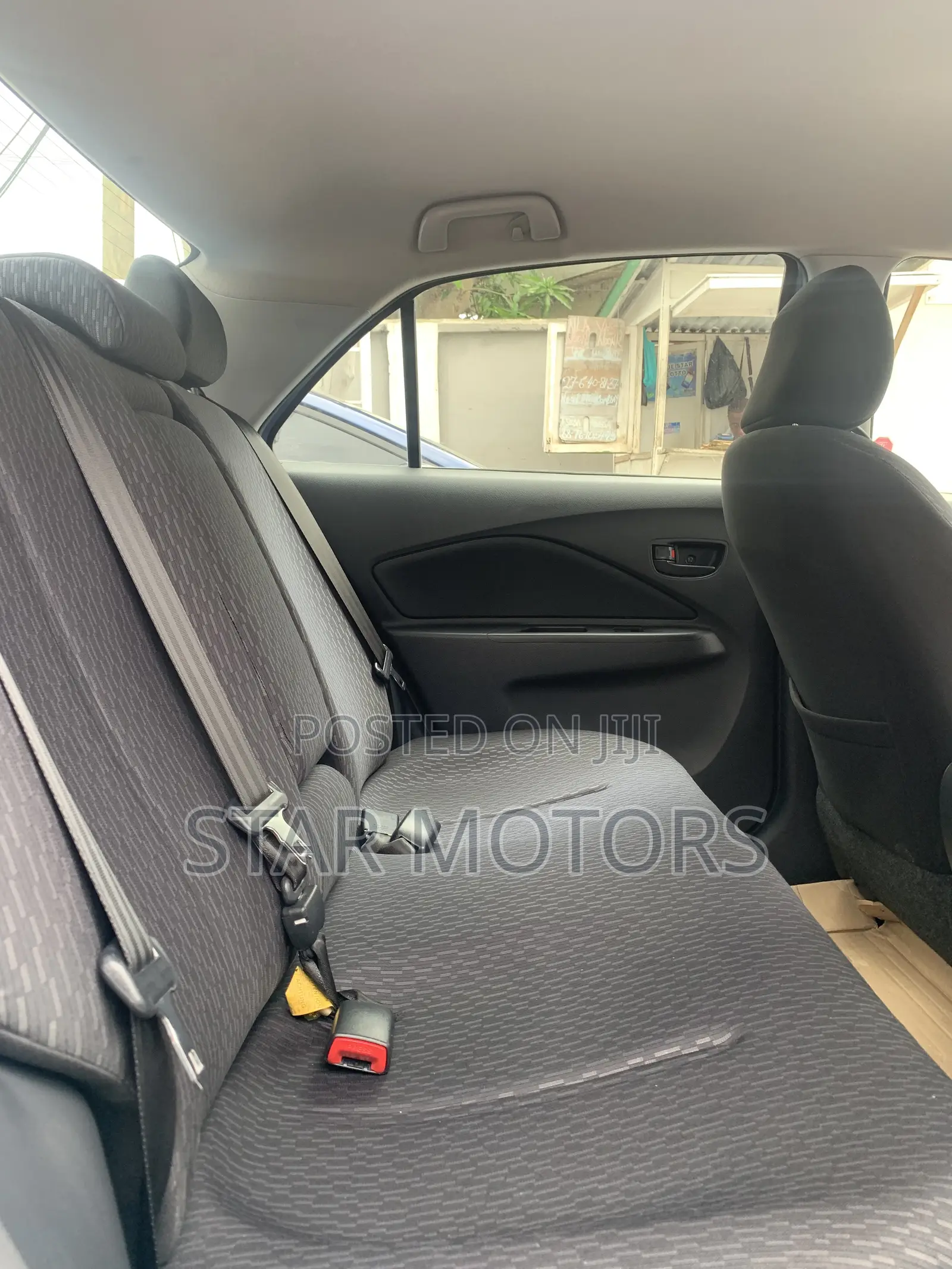 Toyota Yaris 2012 Blue