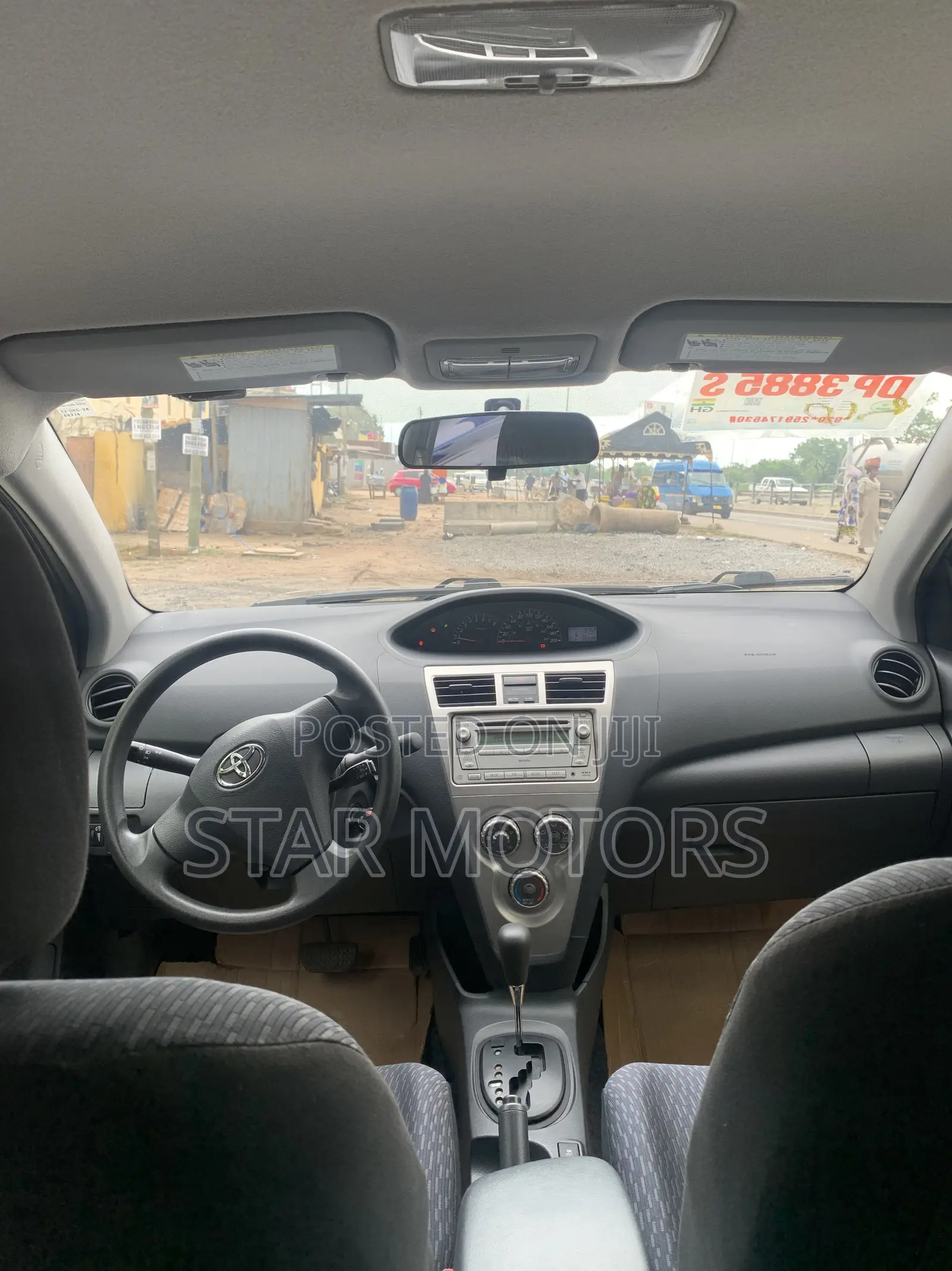 Toyota Yaris 2012 Blue
