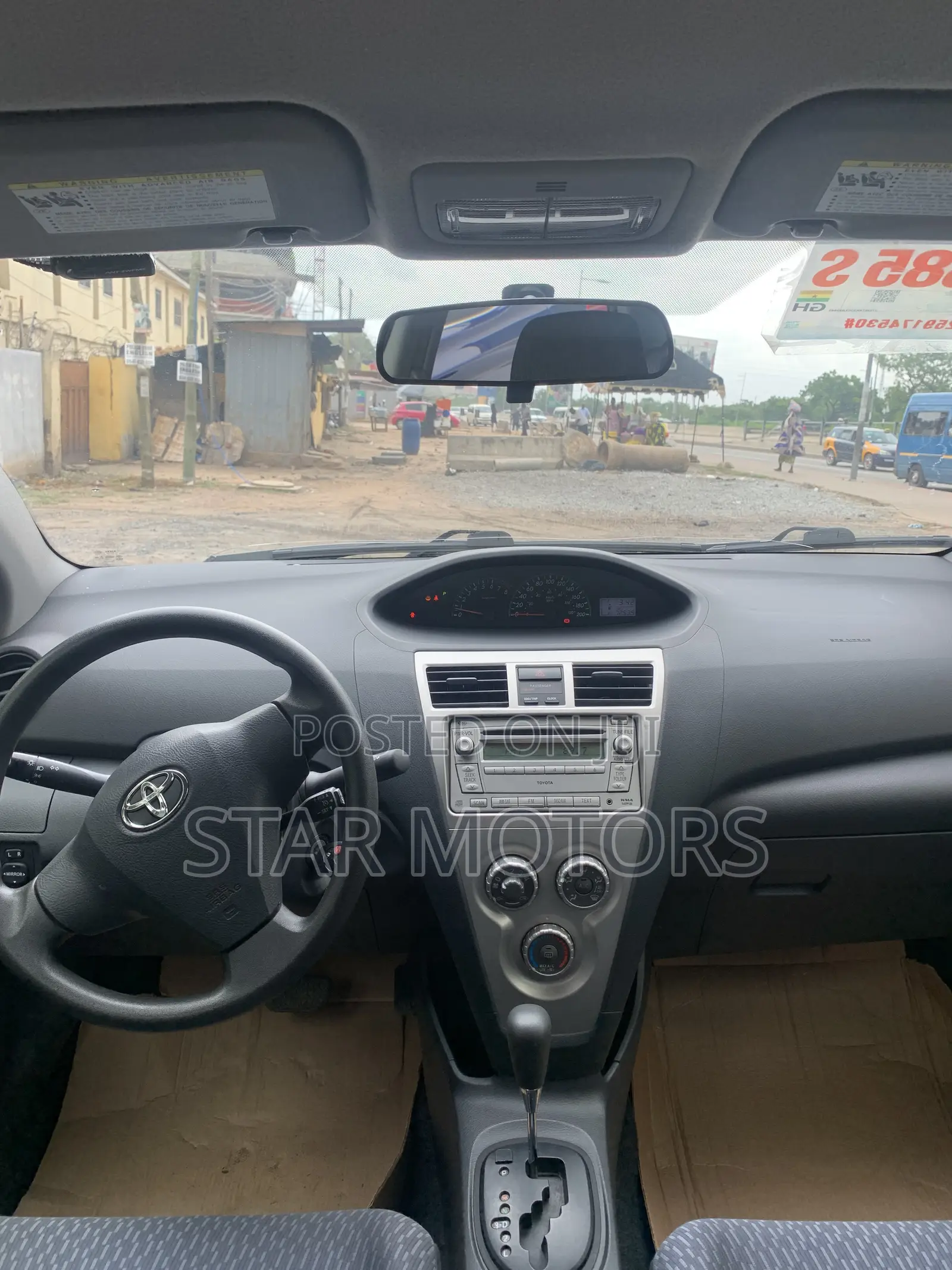 Toyota Yaris 2012 Blue