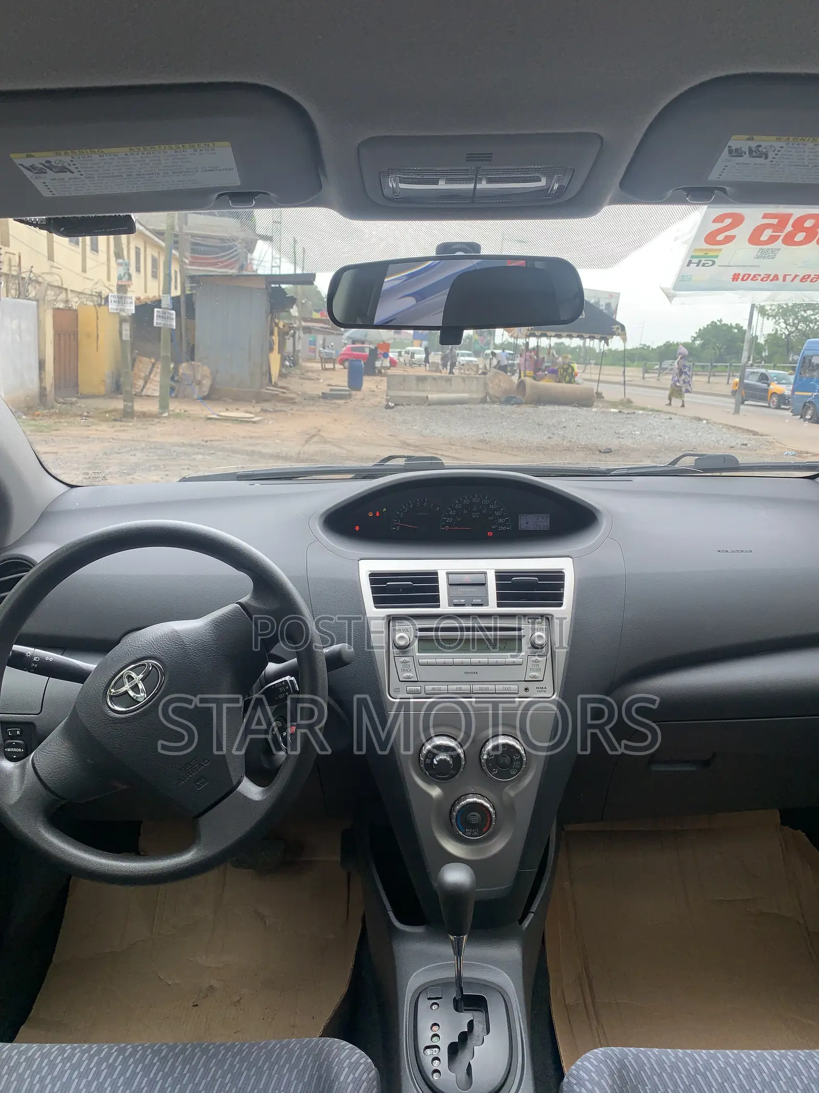 Toyota Yaris 2012 Blue