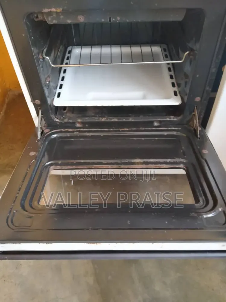 4 Burner Gas Cooker Cooker With Grill