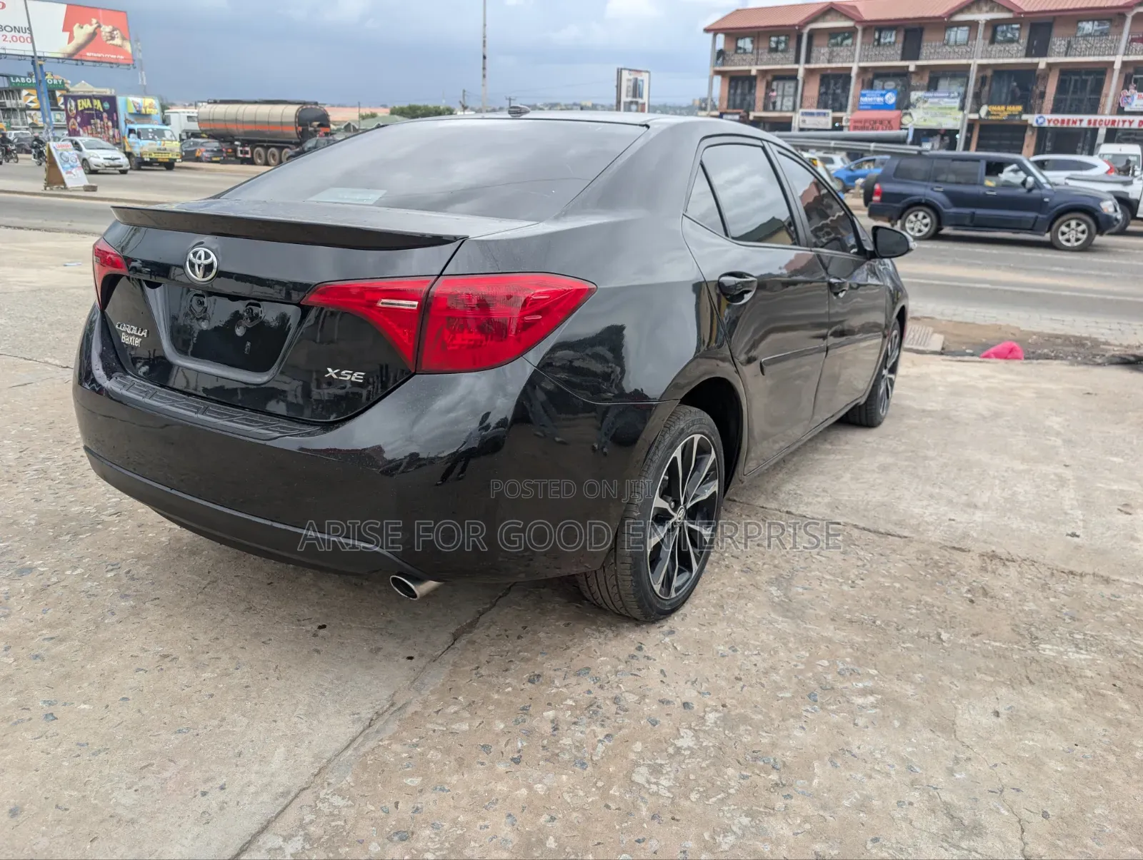 Toyota Corolla XSE (1.8L 4cyl 2A) 2018 Black