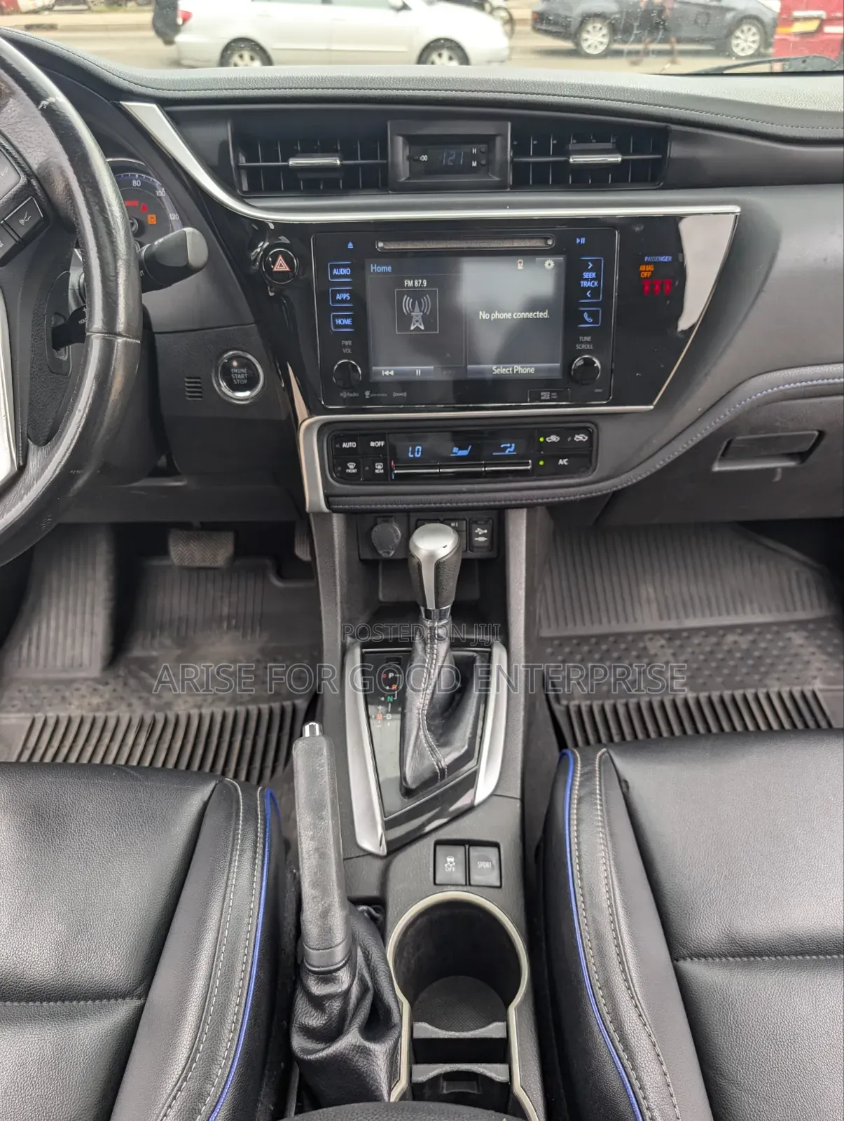 Toyota Corolla XSE (1.8L 4cyl 2A) 2018 Black