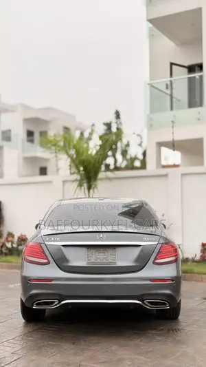 Mercedes-Benz E300 4Matic AWD Sedan (2.0L 4cyl 9A) 2017 Silver