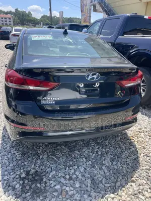 Hyundai Elantra 2018 Black