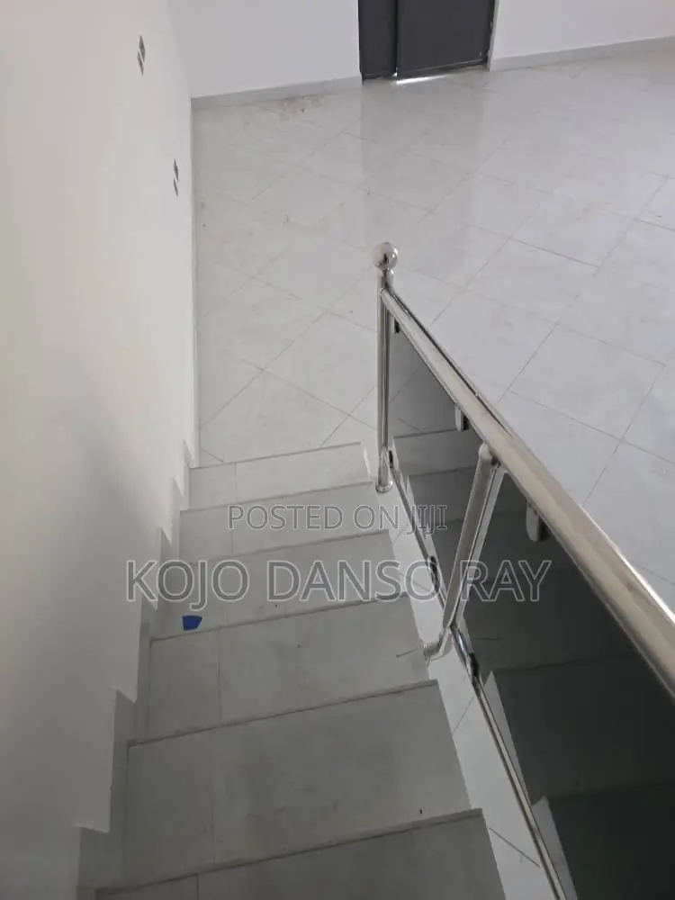 4bdrm House in Pandak Agency, Oyarifa for rent