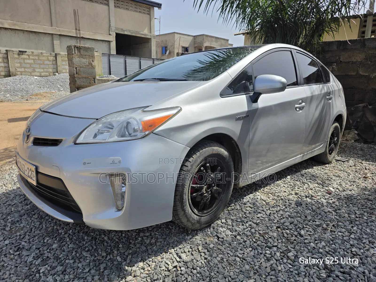 Toyota Prius v Five 2013 Silver