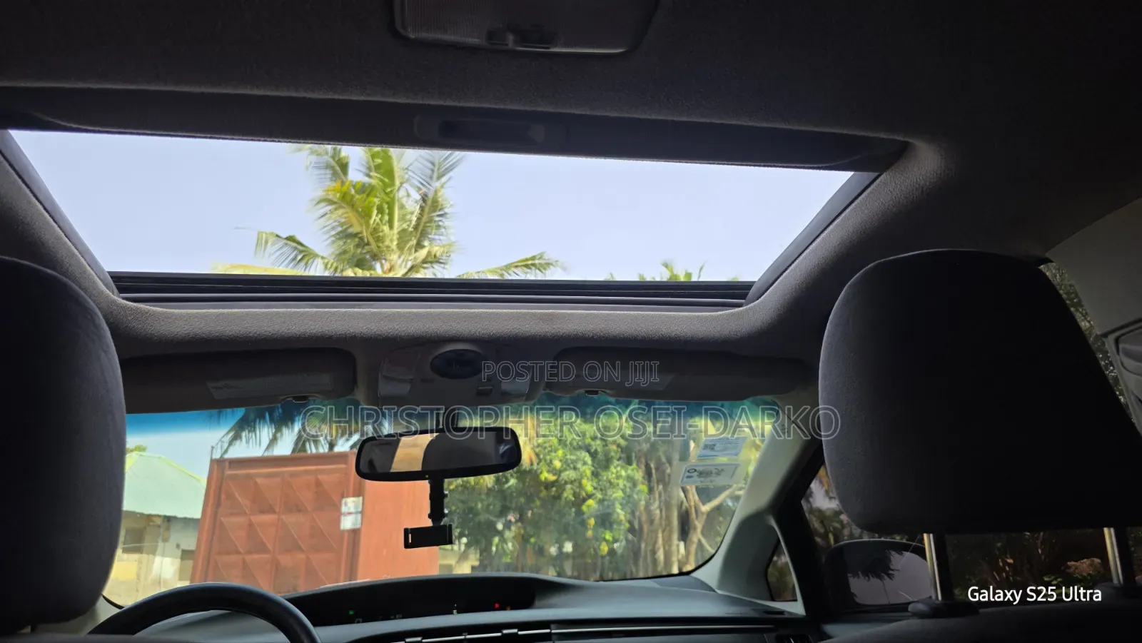 Toyota Prius v Five 2013 Silver