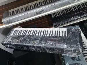 Yamaha Moxf6 Synthesizer Workstation Keyboard