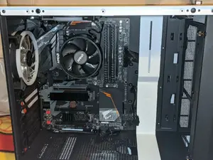 New Desktop Computer Asus ROG G20CB 32GB AMD Ryzen SSHD (Hybrid) 2T