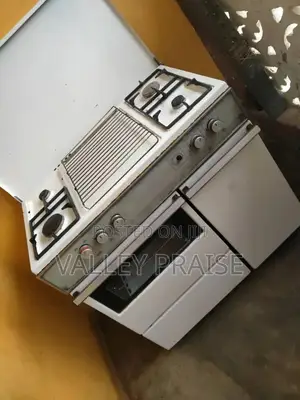 4 Burner Gas Cooker Cooker With Grill