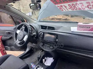 Toyota Vitz 2013 Black