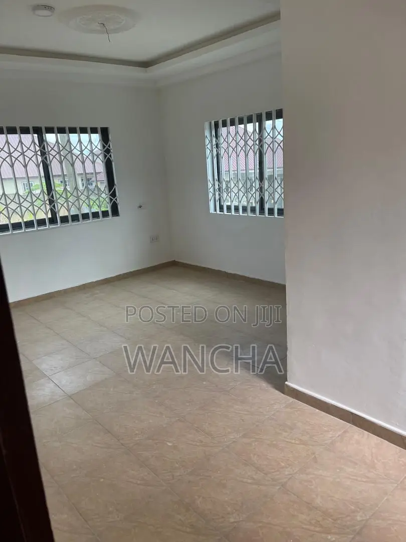 2 Bedrooms Apartments for Rent at Sapeiman