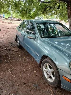 Mercedes-Benz C230 2002 Blue