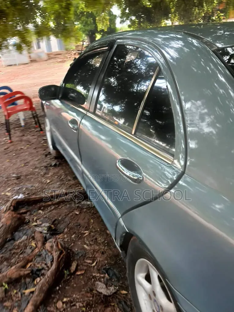 Mercedes-Benz C230 2002 Blue