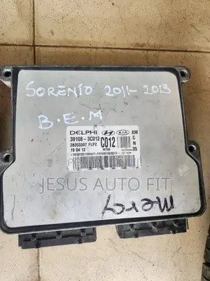 2011-2013 Kia Sorento Control Board. (39133-2g120 or 39103-2g120)
