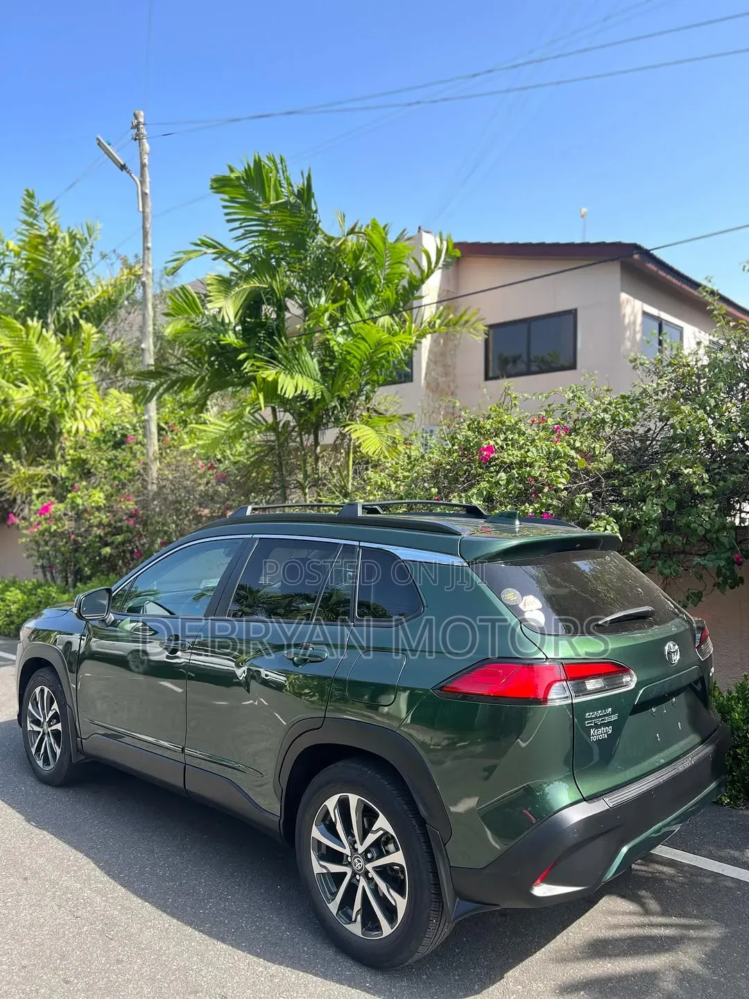 Toyota Corolla Cross XLE 2025 Green