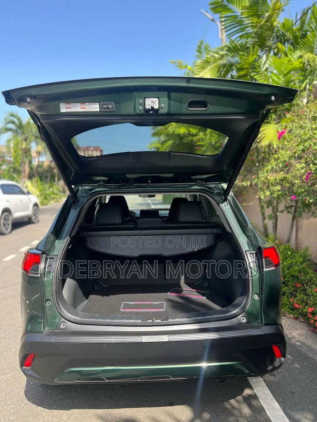 Toyota Corolla Cross XLE 2025 Green
