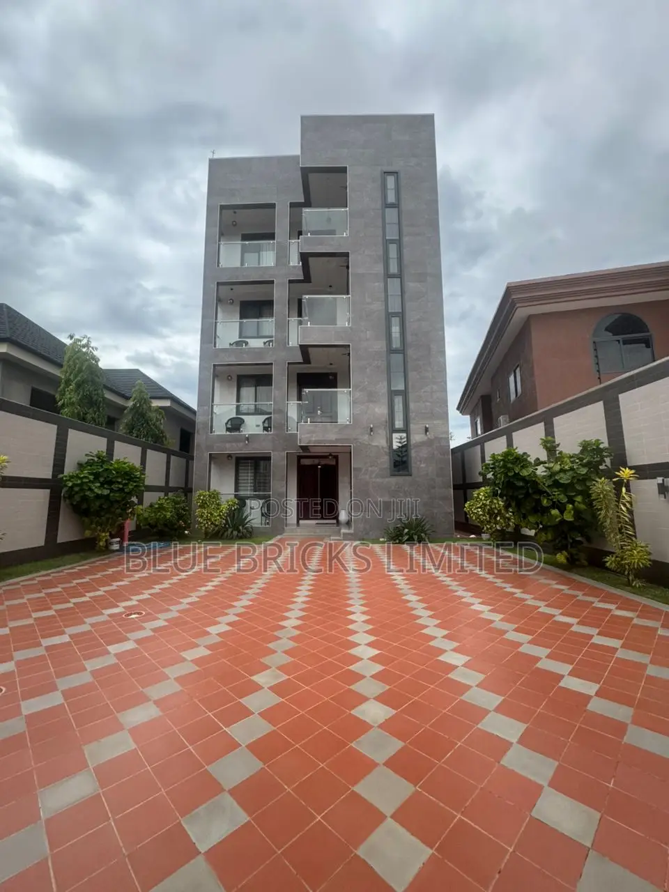 Furnished 3bdrm Apartment in Tseaddo, Trade Fair for rent