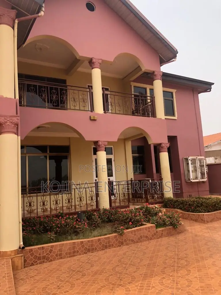 3bdrm Apartment in Kokoben, Kumasi Metropolitan for rent