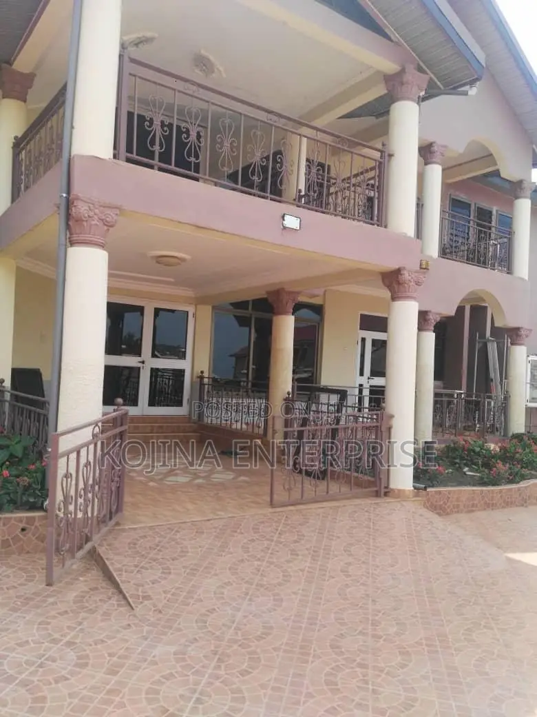 3bdrm Apartment in Kokoben, Kumasi Metropolitan for rent