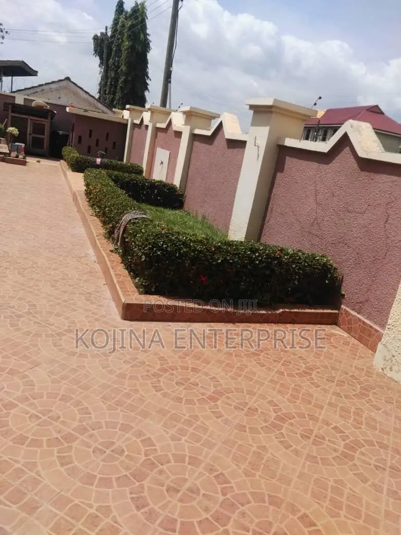 3bdrm Apartment in Kokoben, Kumasi Metropolitan for rent
