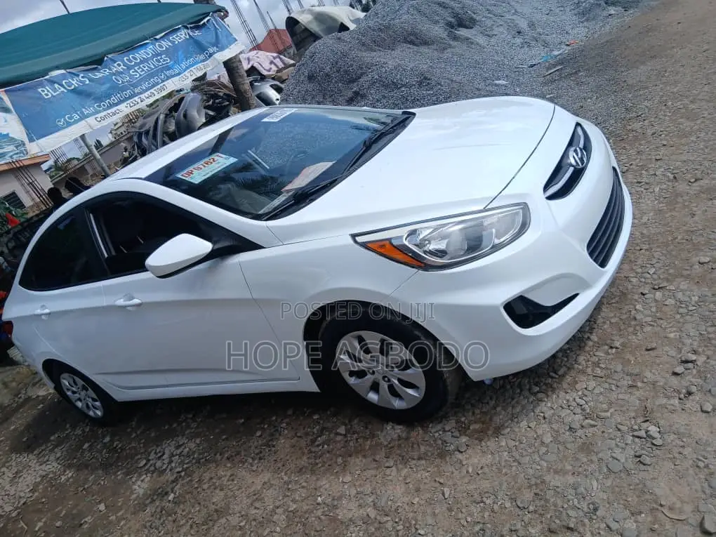 Hyundai Accent SE Sedan 2017 Black