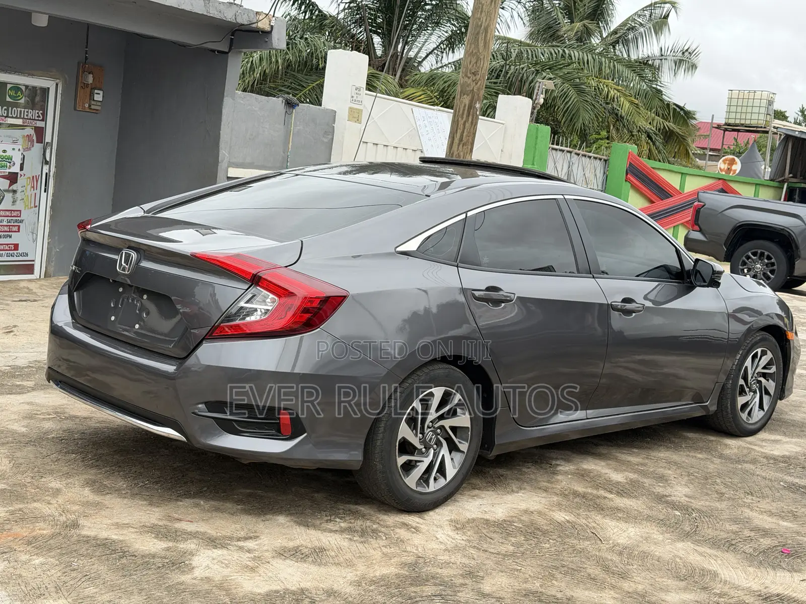 Honda Civic EX Sedan 2019 Gray