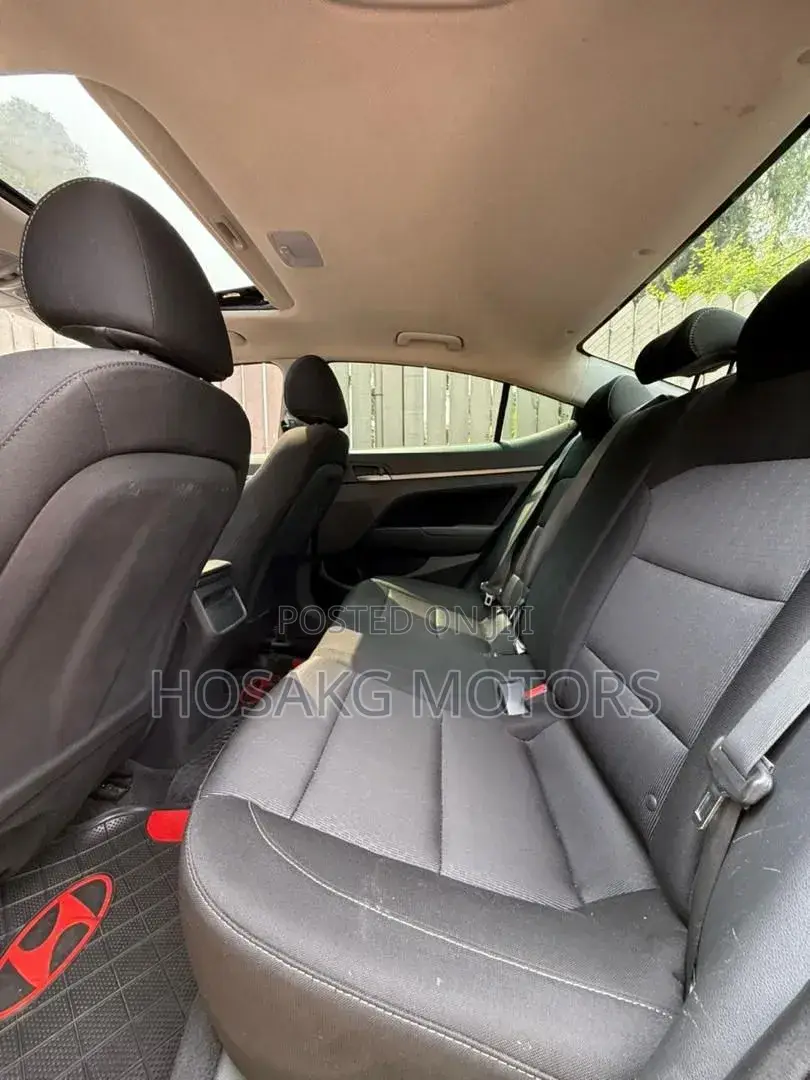 Hyundai Elantra Sport 2019 Red