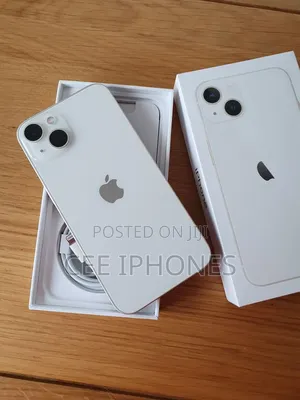 Apple iPhone 13 256 GB White