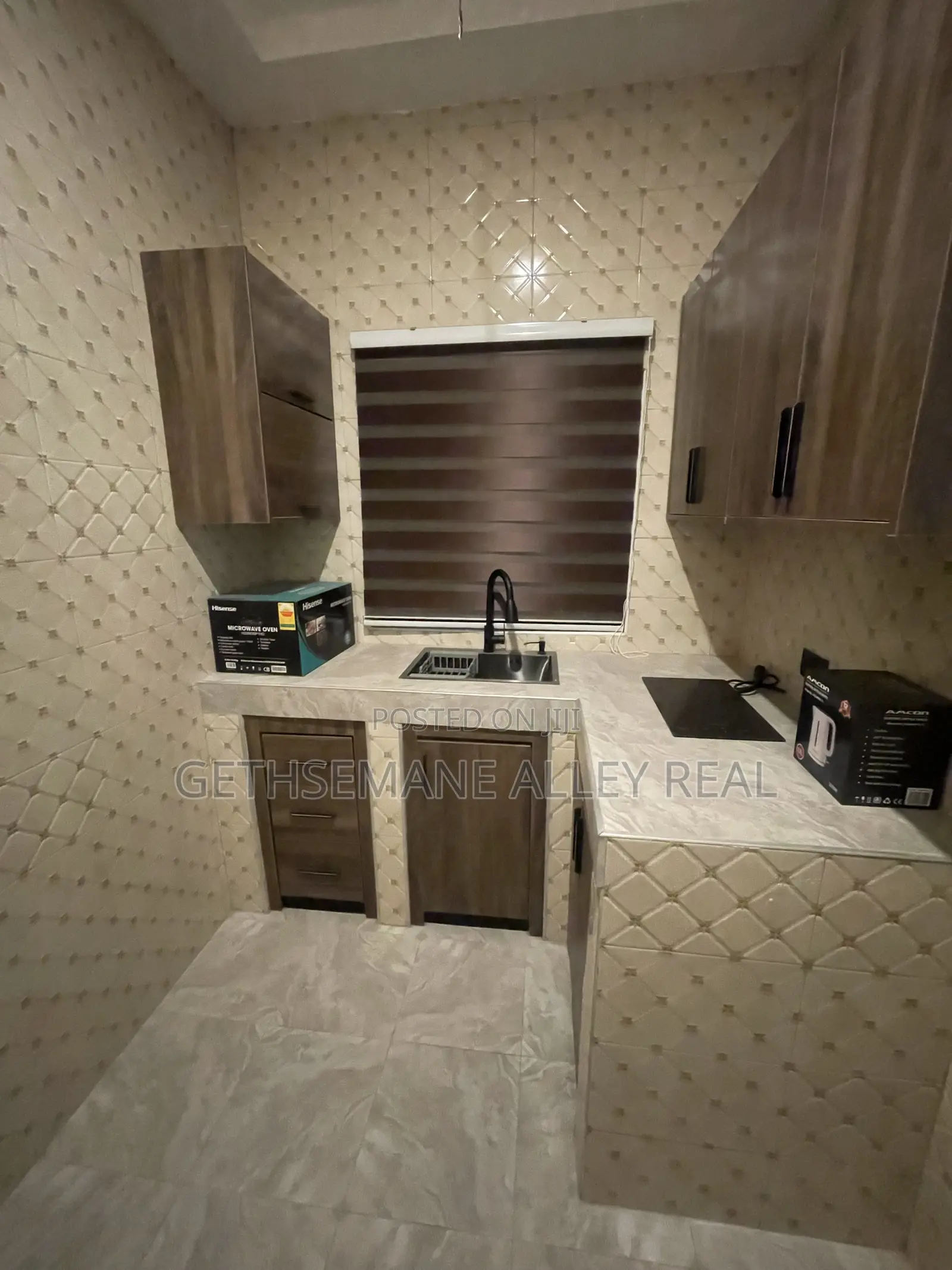 Air BNB Apartments/ Short-Stay /Long-Stay Available for Rent.