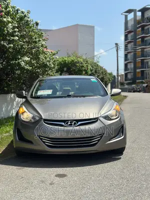 Hyundai Elantra Limited Sedan FWD (1.8L 4cyl 6A) 2016 Brown
