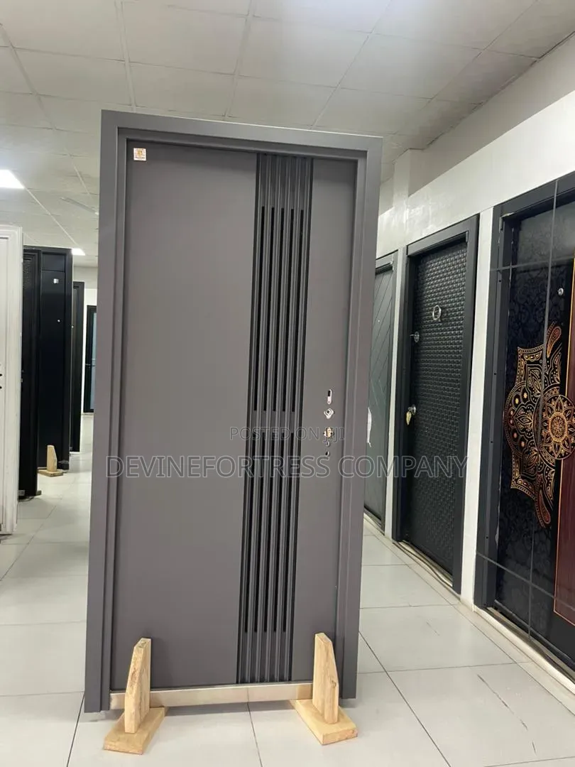 Quality Anti Rust Paladin Single Gray Door High Standard